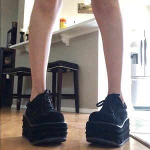 Rare Demonia Tempo 08 suede platforms